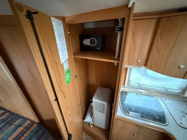 Burstner Delfin Performance T 625 - Photo 12