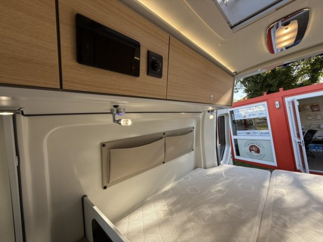 Font Vendome Master Van XS EVASION - Photo 9