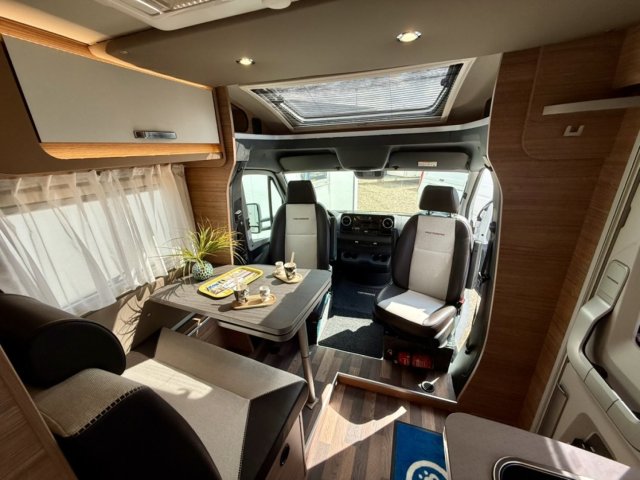 Weinsberg CaraCompact MB 640 MEG Edition Pepper - Photo 3