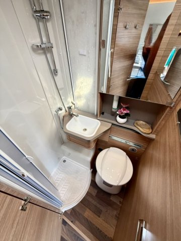 Weinsberg CaraCompact MB 640 MEG Edition Pepper - Photo 10