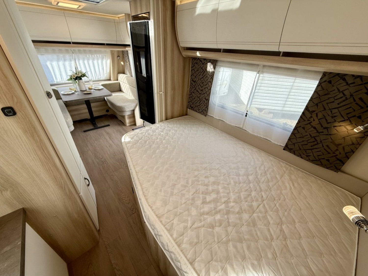 Hobby De Luxe 495 WFB