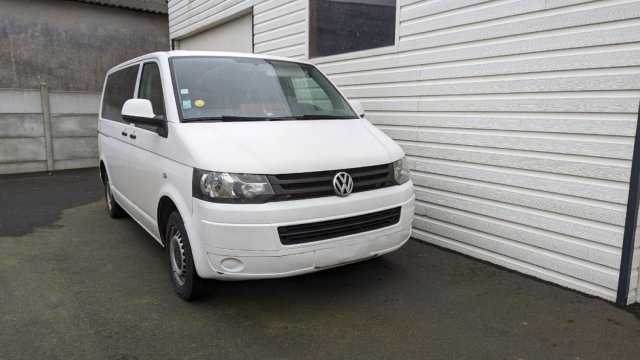 Volkswagen T5 L1H1 - Photo 1