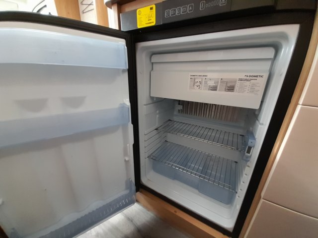 LMC Breezer V 643 65 YEARS EDITION G - Photo 9