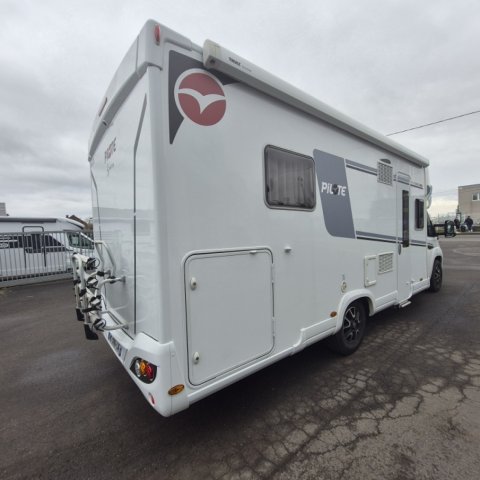 Pilote P 746 FC Evidence PROFILE P746 - Photo 2