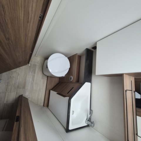 Pilote P 746 FC Evidence PROFILE P746 - Photo 9