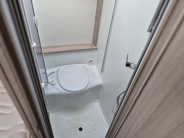 Rapido 650 F PROFILE - Photo 6