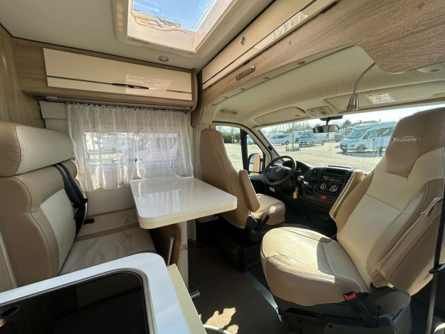 Font Vendome Leader Camp - Photo 2