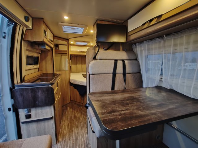 Font Vendome Vantura - Photo 2