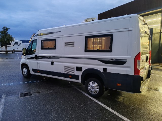 Font Vendome Vantura - Photo 11