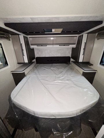 Mc Louis Nevis 881  25 EDITION - Photo 11