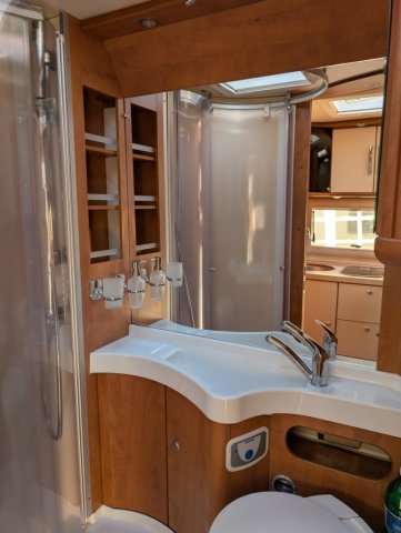 Carthago C-Tourer I 142 QB Pack Add-on - Photo 4