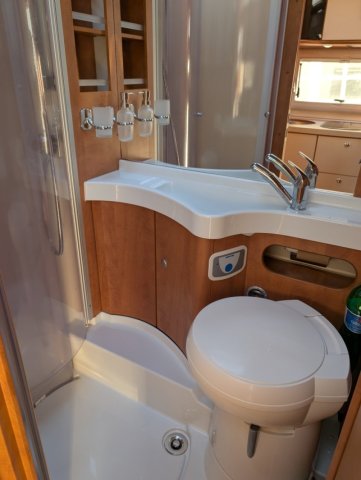 Carthago C-Tourer I 142 QB Pack Add-on - Photo 5