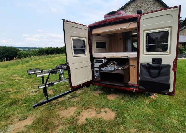 Hymer Camper Vans / Hymercar Grand Canyon - Photo 3