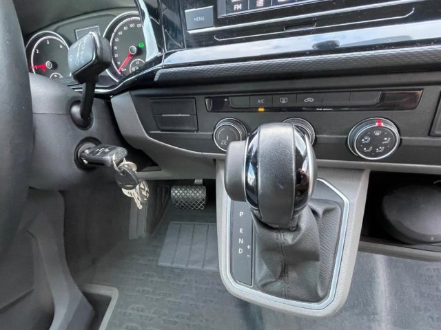 Volkswagen California Coach - Photo 23