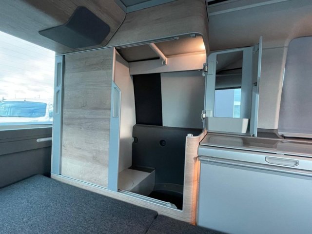 Volkswagen California Coach - Photo 39