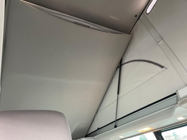 Volkswagen California Coach - Photo 43