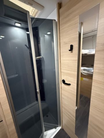 Challenger 380 Start Edition - Photo 6