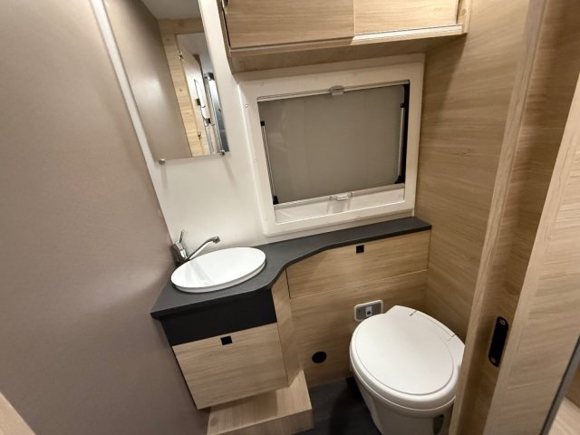 Challenger 380 Start Edition - Photo 7