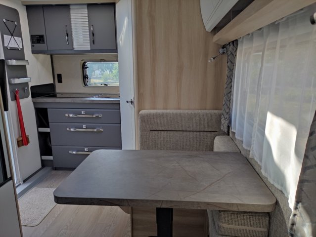 Hobby De Luxe 460 SFF - Photo 4