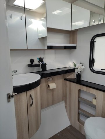 Hobby De Luxe 460 SFF - Photo 5