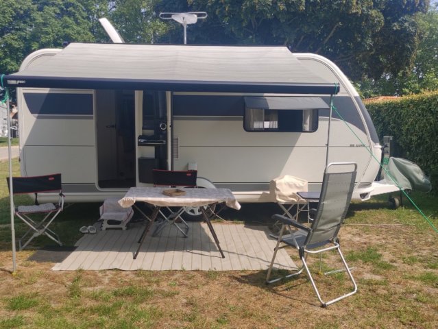 Hobby De Luxe 460 SFF Occasion
