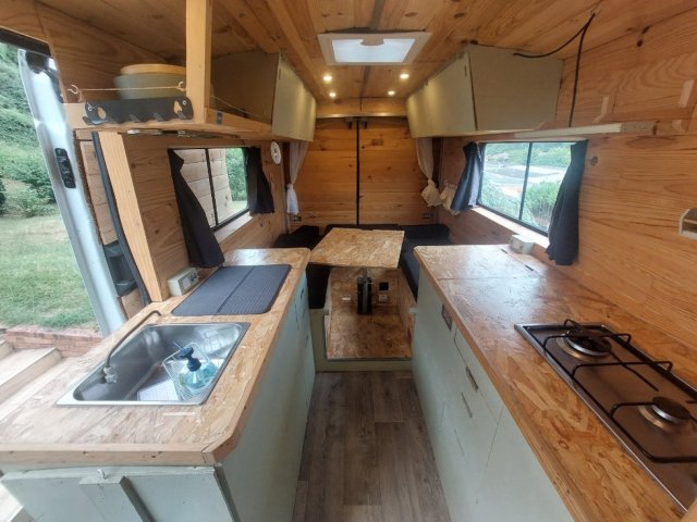 Ford Fourgon Van - Photo 22