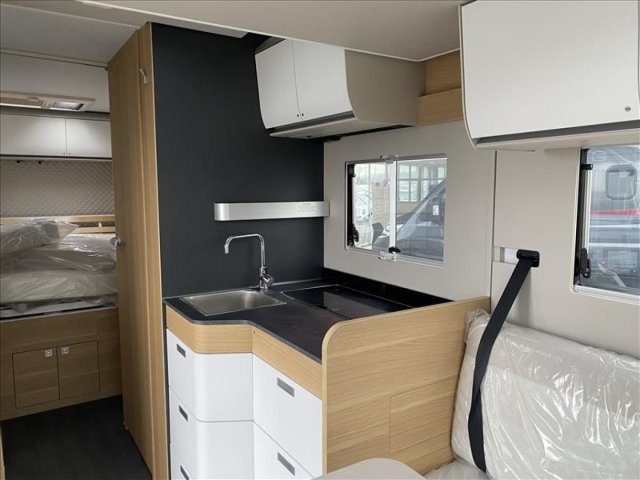 Adria Matrix Plus 670 DC - Photo 5