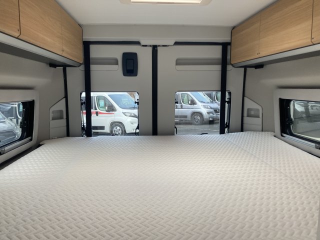 Adria Twin 640 SGX PTR 60 ANS - Photo 4