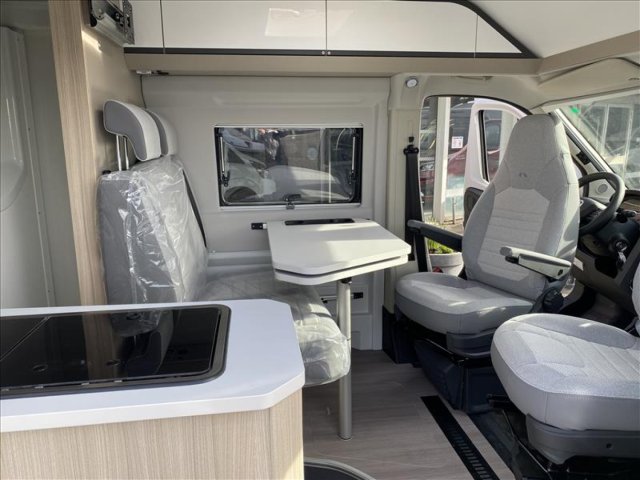 Adria Twin Plus 640 SGX - Photo 9