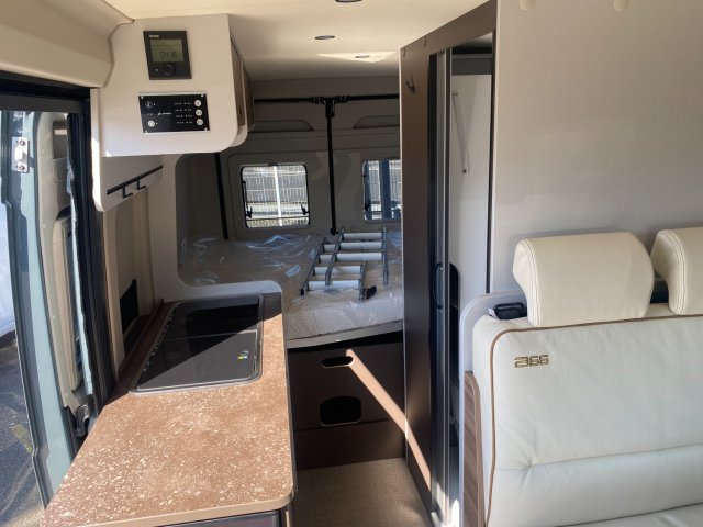 Burstner B66 600C 600 C - Photo 5