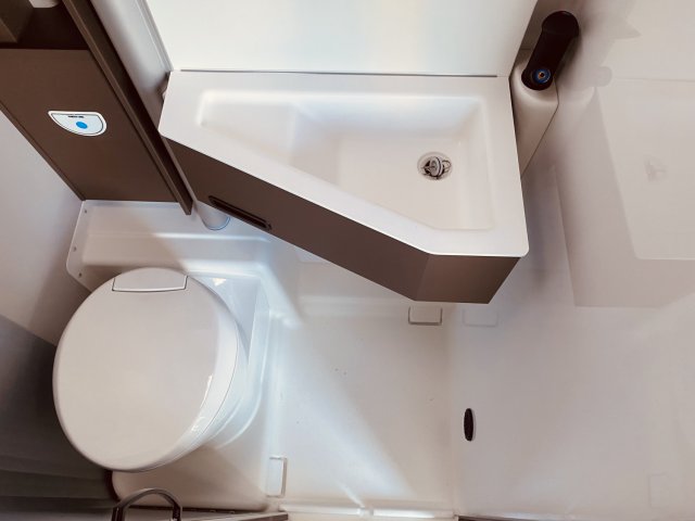 Burstner B66 600C 600 C - Photo 7