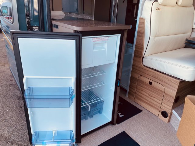 Burstner B66 600C 600 C - Photo 12