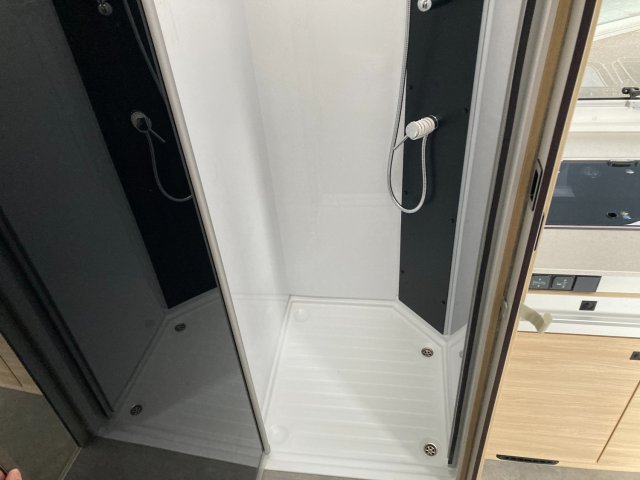 Challenger 260 Ultimate Edition - Photo 7