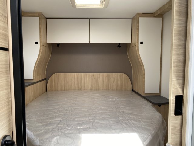 Challenger 318 Anniversary Edition - Photo 11