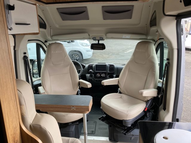 Font Vendome Leader Camp Duo Elegance - Photo 7