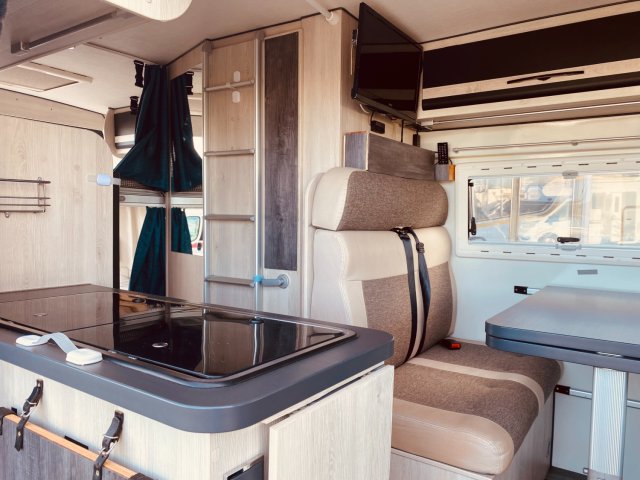 Font Vendome Leader Van Duo - Photo 3