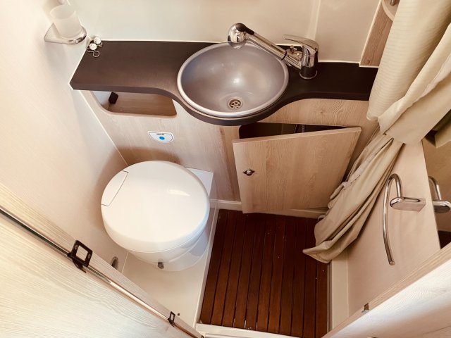 Font Vendome Leader Van Duo - Photo 4