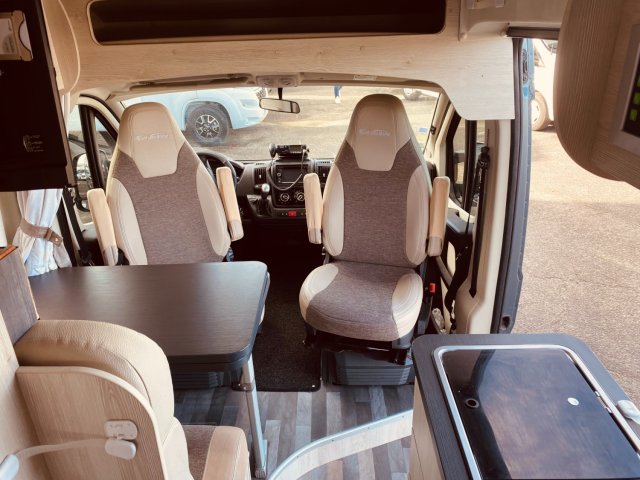 Font Vendome Leader Van Duo - Photo 5