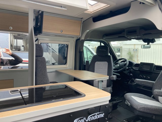 Font Vendome Master Van Duo - Photo 3