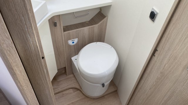 Rapido 686 F - Photo 10