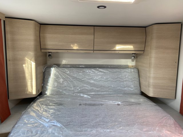 Rapido 696 F 696F 65 ans - Photo 9