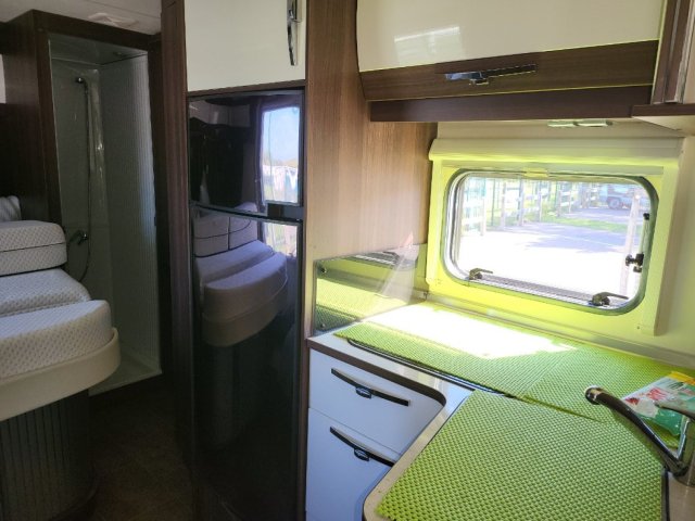 Burstner Nexxo T 685 Fifty Five blanc graphite - Photo 8