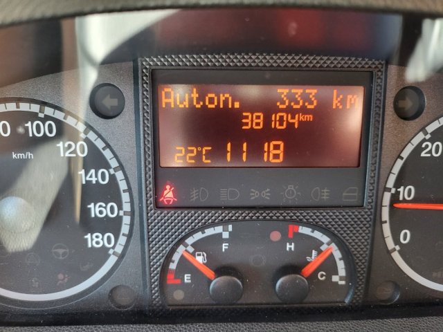 Burstner Nexxo T 685 Fifty Five blanc graphite - Photo 2