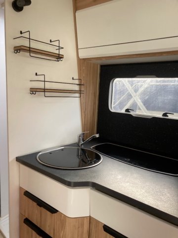 Bavaria Initial I740FC Nomade - Photo 6
