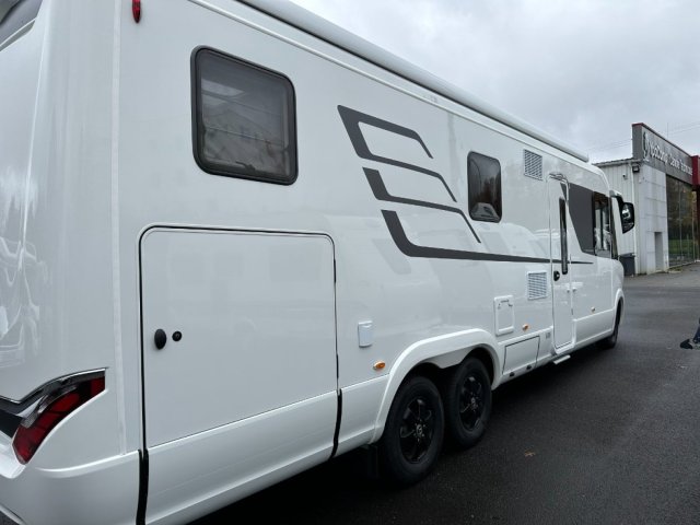 Hymer Classe-B MasterLine I 880 FINITION PLUS - Photo 7