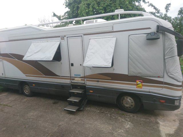 Niesmann+Bischoff Clou Liner 900 Occasion
