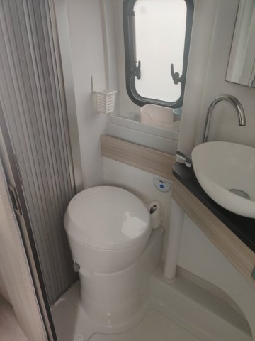 Adria Twin Plus 640 SLB - Photo 7