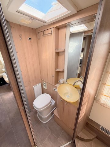 Burstner Elegance I 800 - Photo 19