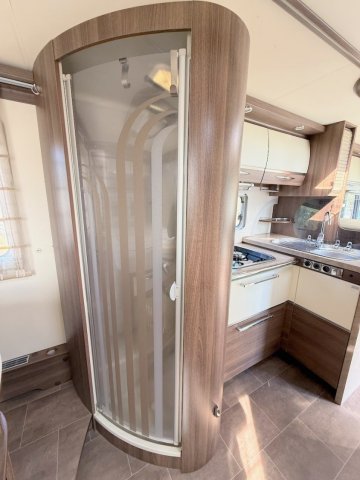 Burstner Elegance I 800 - Photo 20
