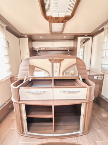 Burstner Elegance I 800 - Photo 24